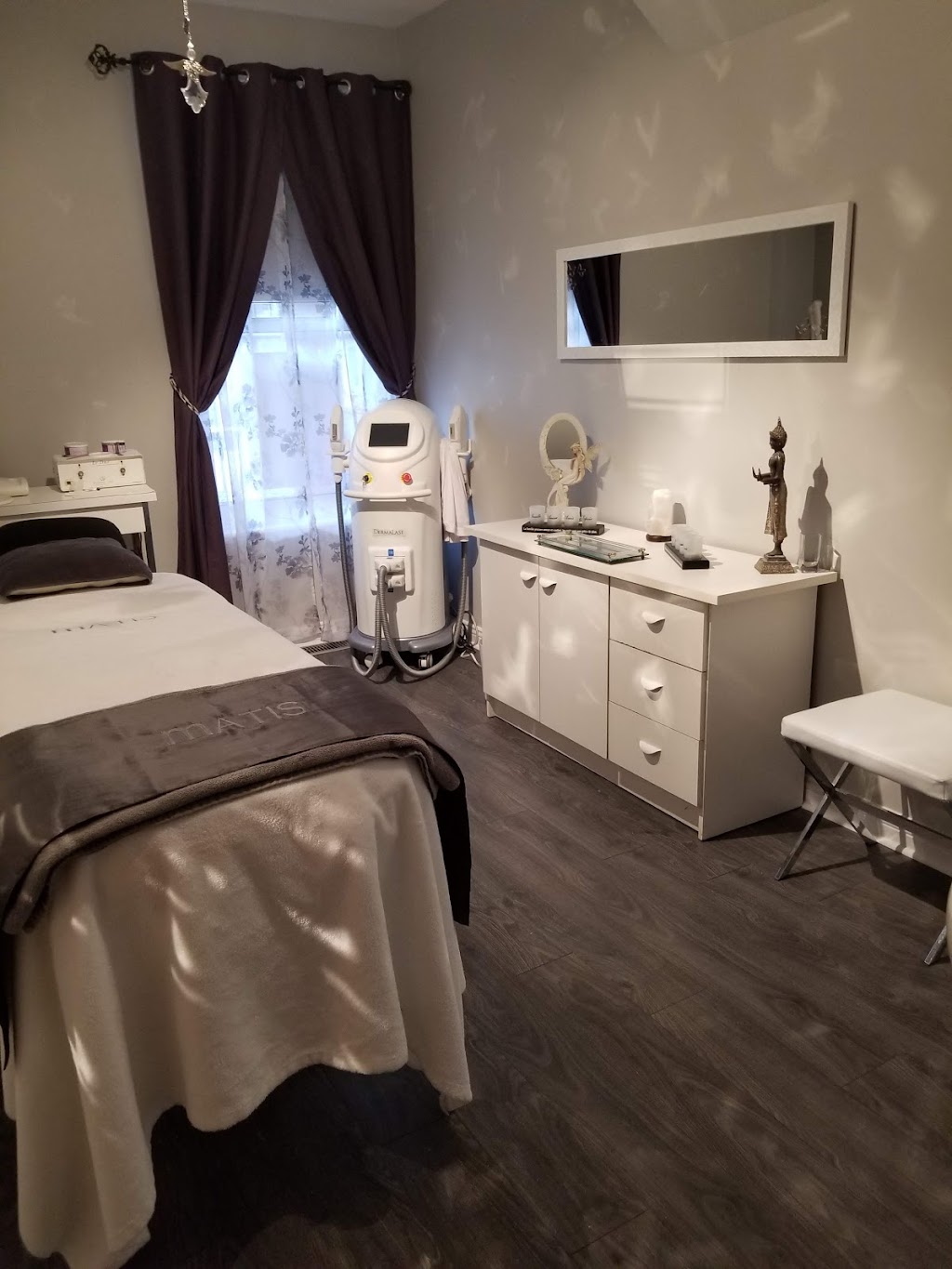 Institut Matis Escapade Beaute | 800 Rue Notre Dame, Saint-Rémi, QC J0L 2L0, Canada | Phone: (514) 773-3896