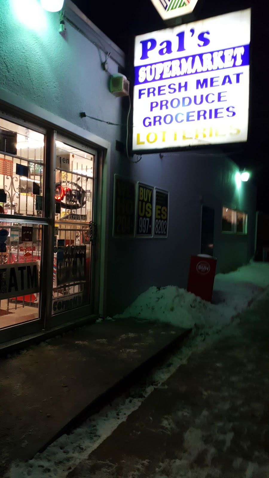 Pals Supermarket | 855 McGregor St, Winnipeg, MB R2V 2H9, Canada | Phone: (204) 338-0266