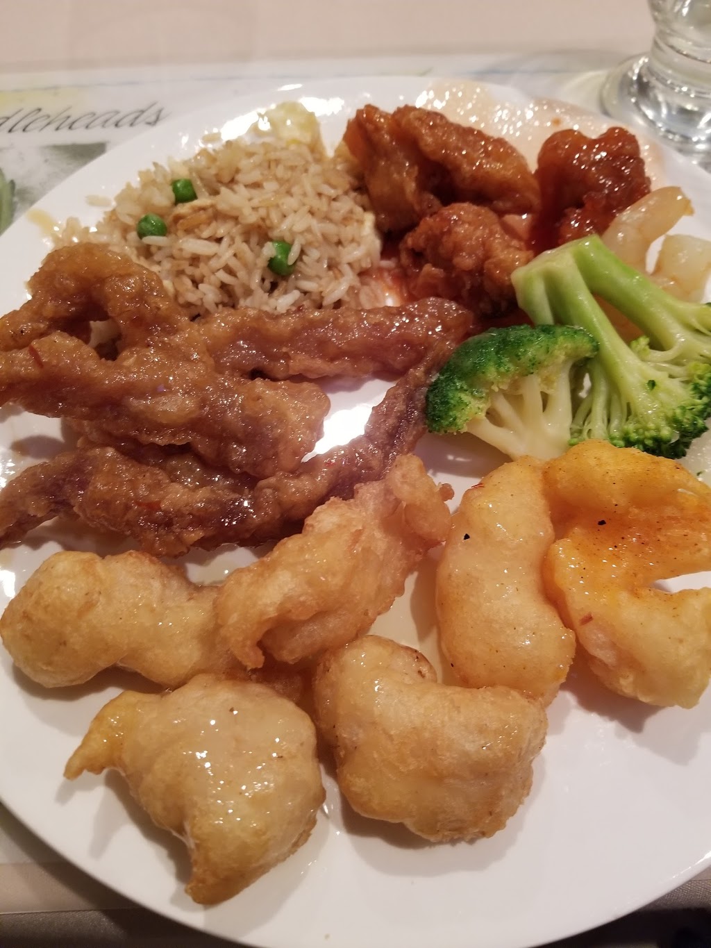 Gold Bistro Chinese Restaurant | 208 Midpark Way SE #2, Calgary, AB T2X 1J6, Canada | Phone: (403) 254-6908