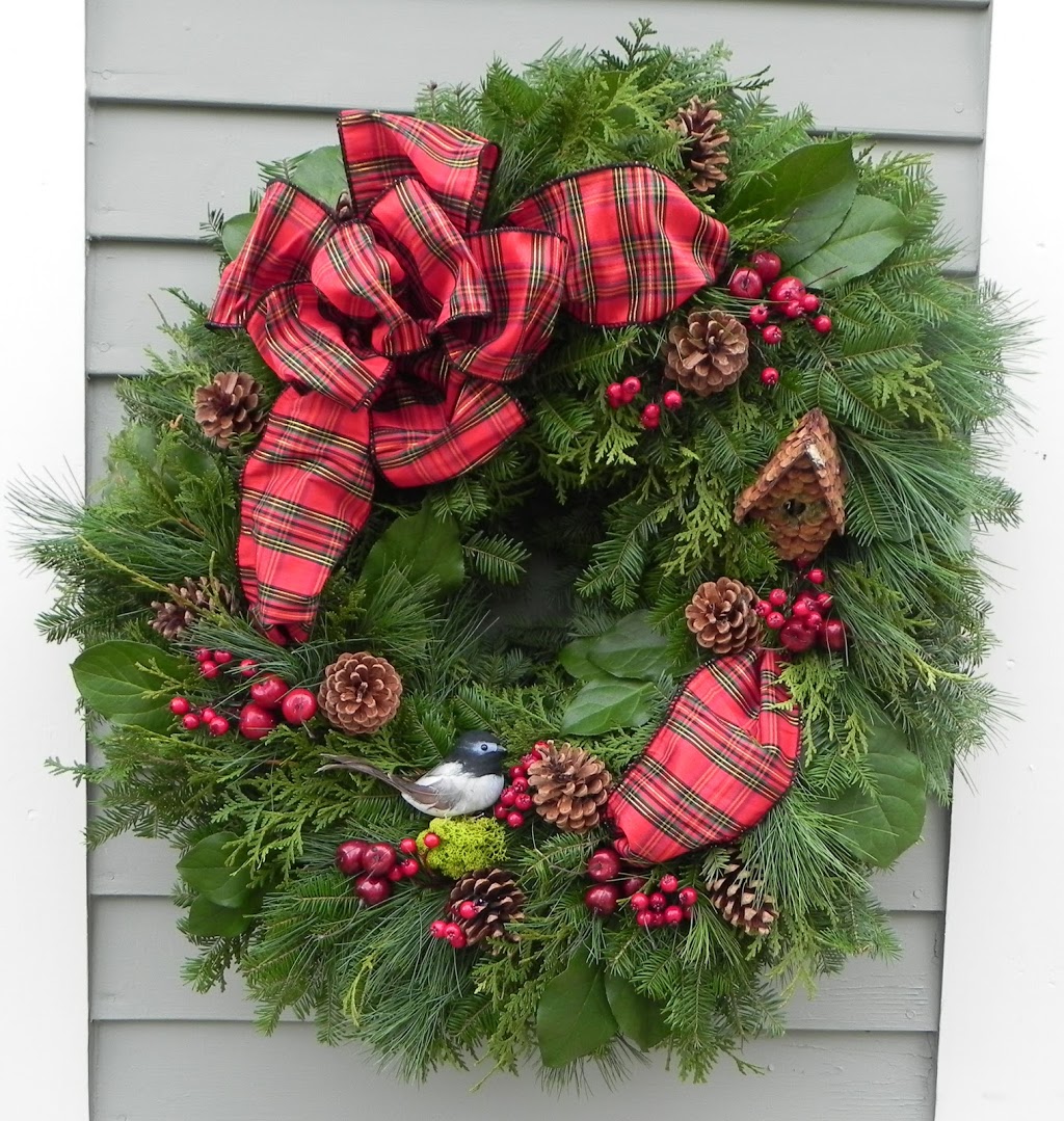 Vermont Designer Wreaths | 39 Hitchcock Dr, Newport, VT 05855, USA | Phone: (802) 673-6794