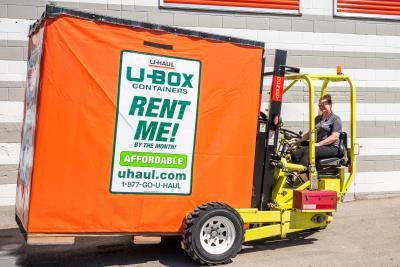 U-Haul Moving & Storage at Confederation St | 1227 Confederation St, Sarnia, ON N7S 4M7, Canada | Phone: (519) 344-1096