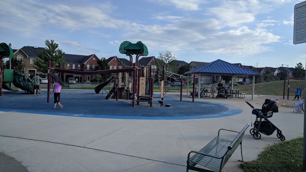 William Neal Community Park | 372 Tower Hill Rd, Richmond Hill, ON L4E 0A6, Canada | Phone: (905) 771-8800