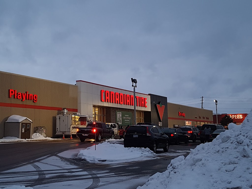 Canadian Tire | 17750 Yonge St, Newmarket, ON L3Y 8P4, Canada | Phone: (905) 895-4564