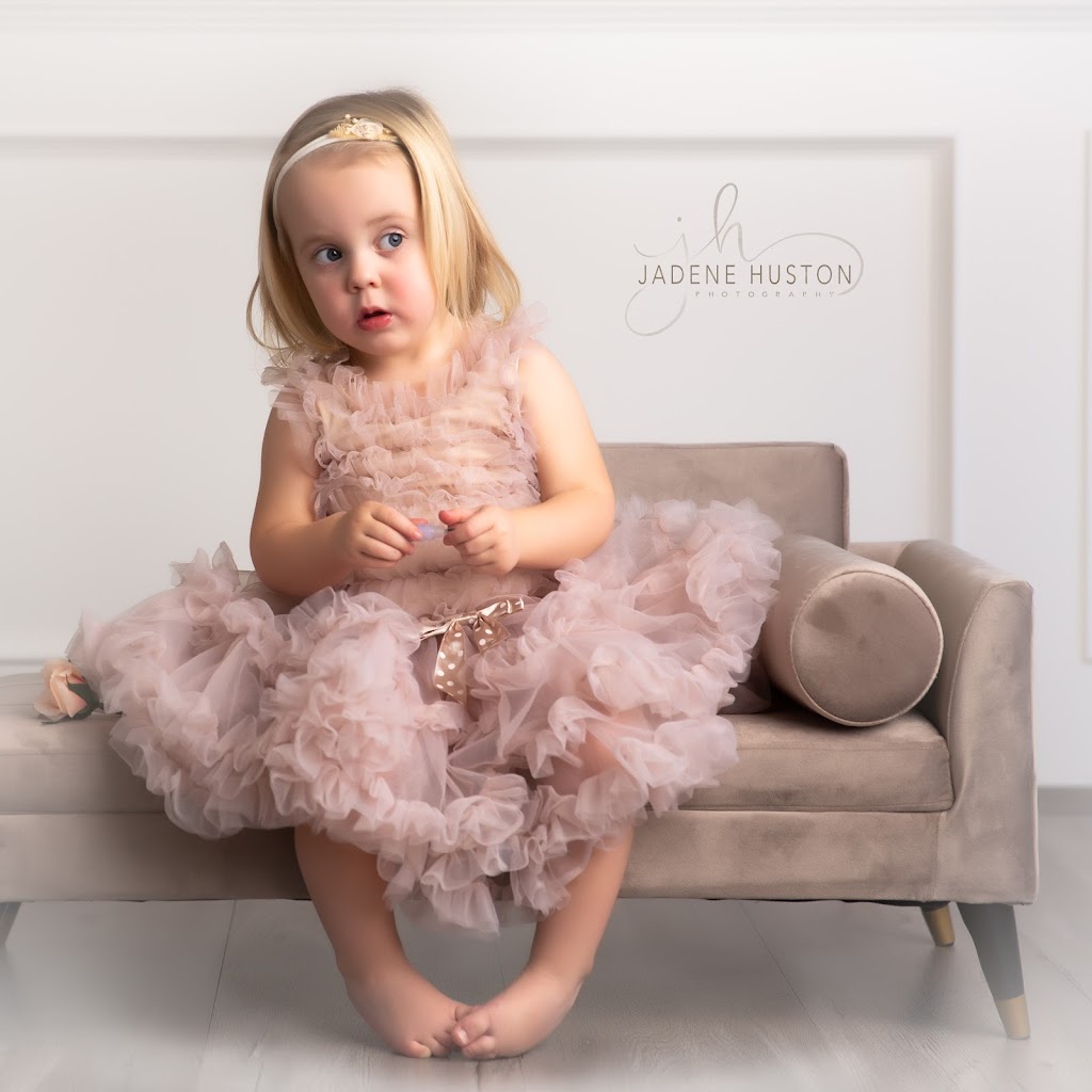 Jadene Huston Photography | 60-39200 Range Rd 282, Alberta T4S 2C4, Canada | Phone: (403) 342-0806