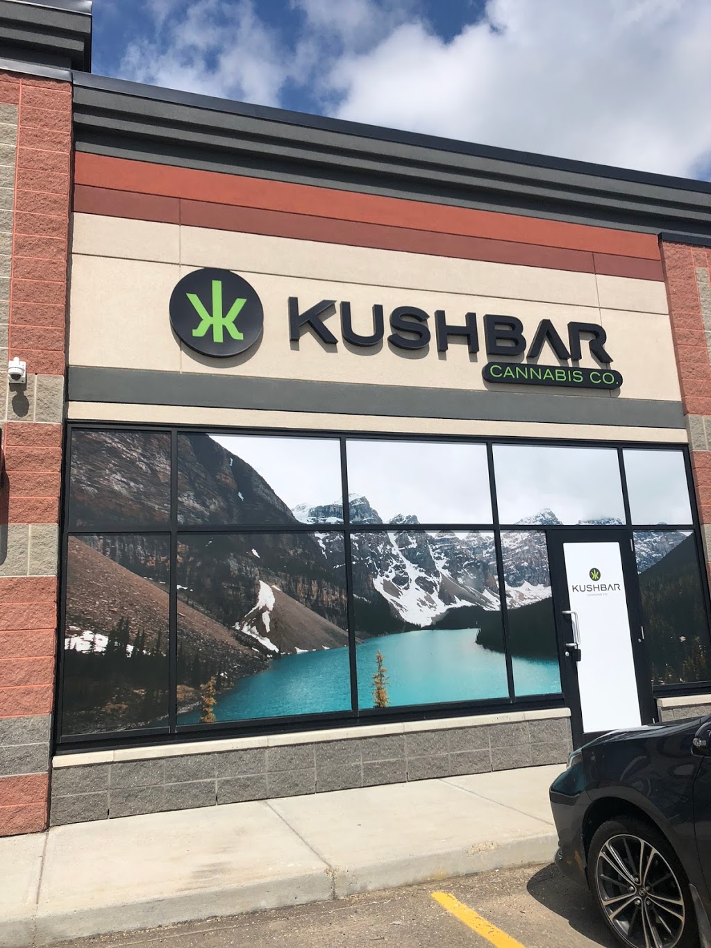 KushBar | 6805 48 Ave #360, Camrose, AB T4V 4W1, Canada | Phone: (780) 608-9669