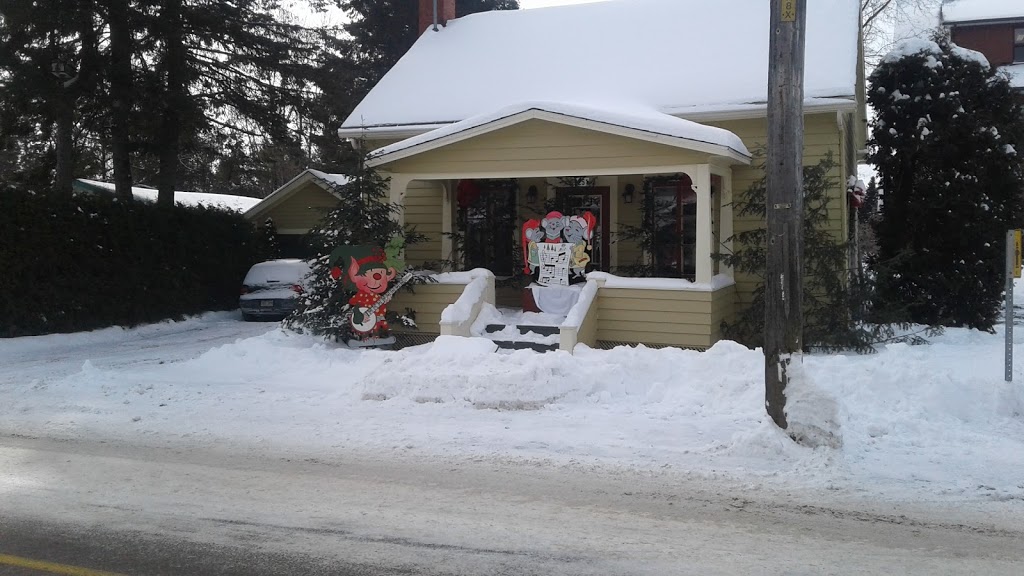 Chez Meo, General Store | 2320 Ave Principale, Saint-Élie-de-Caxton, QC G0X 2N0, Canada | Phone: (819) 221-3320