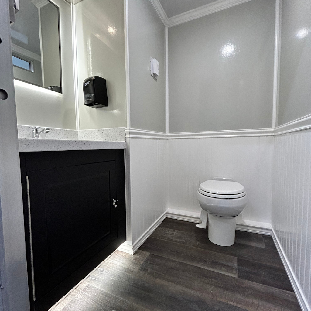 Toilette Prestige | 112 Rue Huot, Notre-Dame-de-lÎle-Perrot, QC J7V 7M4, Canada | Phone: (888) 560-7264