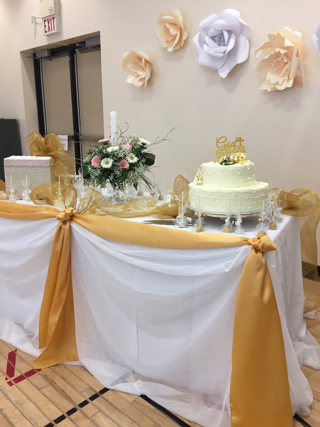 Benny’s Events & Floral Design | 27 Veale Cres, Strathroy, ON N7G 0E1, Canada | Phone: (519) 520-9973