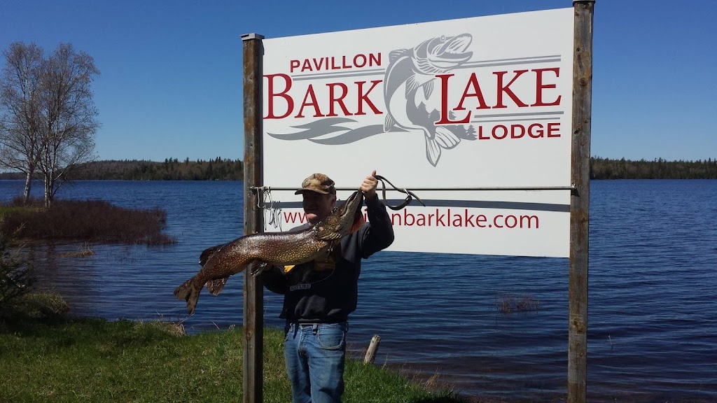 Pavillon Bark Lake Lodge | 2282 Lac de lEcorce, Parc-de-la-Verendrye, QC J9L 1K5, Canada | Phone: (819) 639-1744