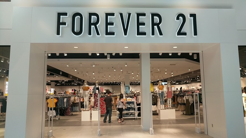 Forever 21 | 1 Outlet Collection Way, Edmonton, AB T9E 1J5, Canada