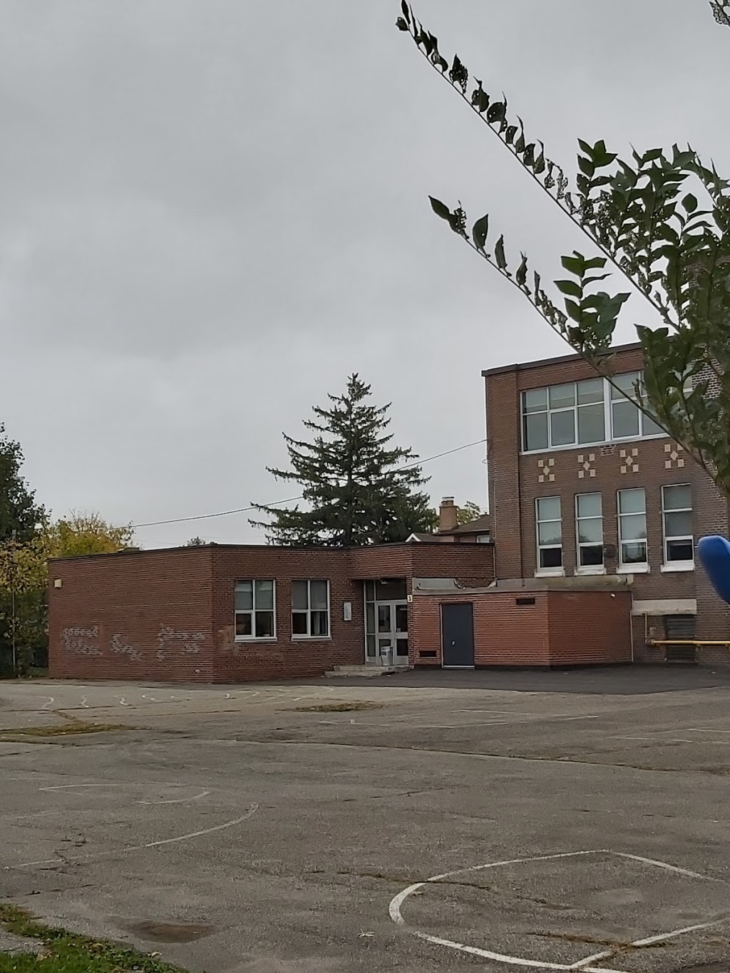 Harwood Public School | 50 Leigh St, York, ON M6N 3X3, Canada | Phone: (416) 394-2350