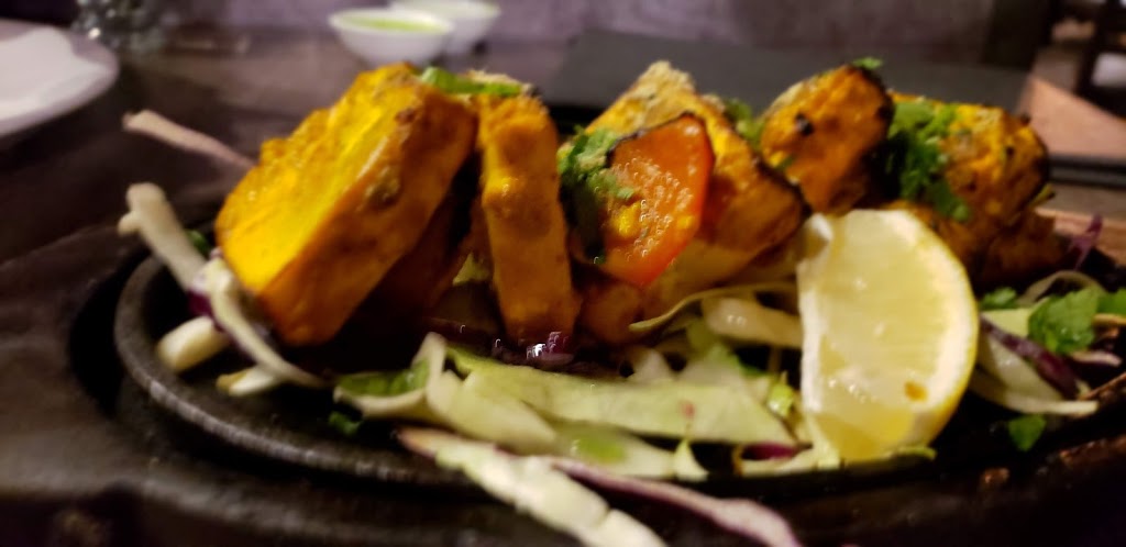 Indian Sizzler Restaurant Bar and Lounge | 12570 Kennedy Rd, Caledon, ON L7C 2H1, Canada | Phone: (905) 840-0220