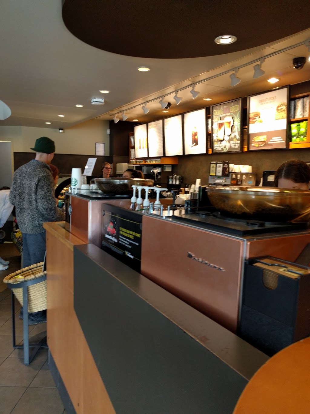 Starbucks | Cadboro Bay Village, 3849 Cadboro Bay Rd, Victoria, BC V8N 4G3, Canada | Phone: (250) 382-8119