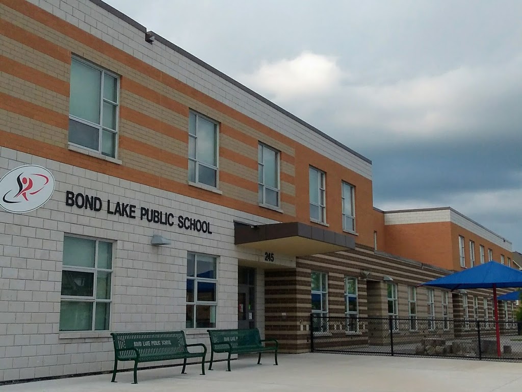 Bond Lake Public School | 245 Old Colony Rd, Richmond Hill, ON L4E 5B9, Canada | Phone: (905) 313-8693