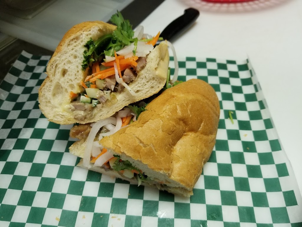 Pho & Bun | 10122 79 St NW, Edmonton, AB T6A 3G3, Canada | Phone: (780) 485-2802