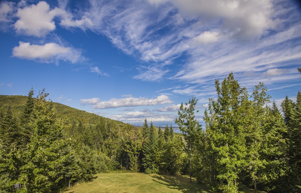 La Champêtre de Charlevoix | 11 Chemin du Rigolet, Petite-Rivière-Saint-François, QC G0A 2L0, Canada | Phone: (418) 240-6198