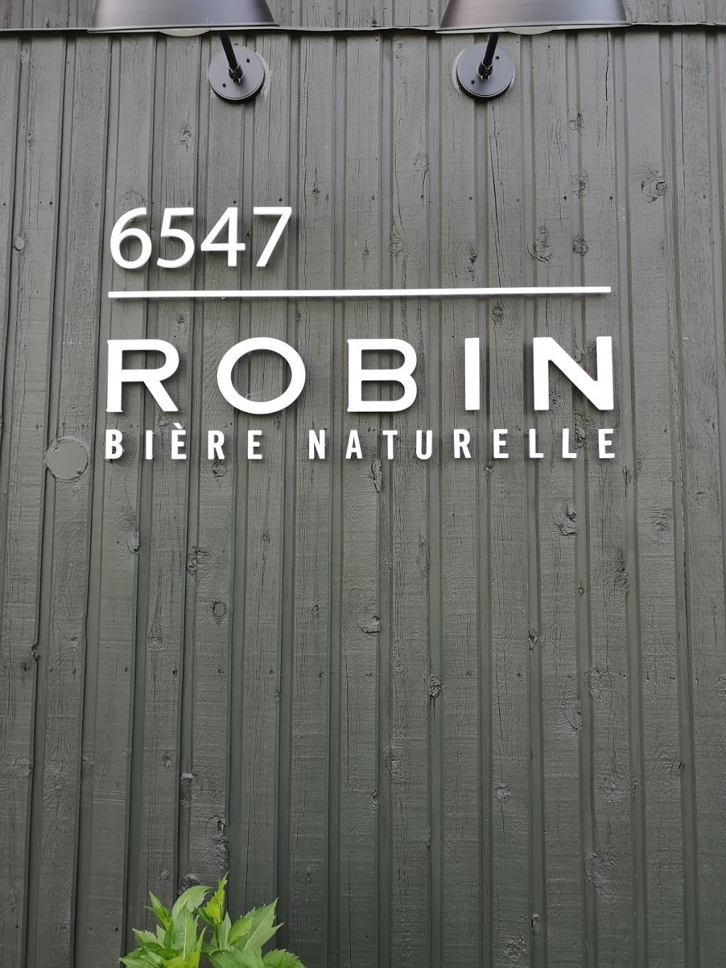 Robin Bière Naturelle | 6547 Rue Foster, Waterloo, QC J0E 2N0, Canada | Phone: (450) 912-1745