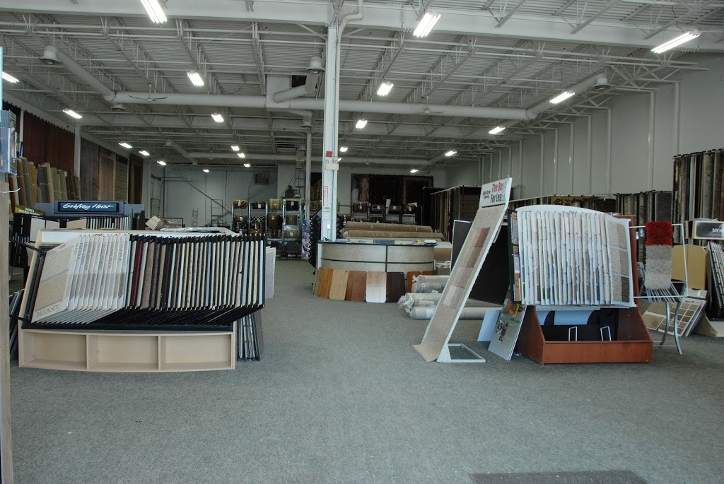 Giant Carpet Flooring Centre | 534 Bayfield St Unit C, Barrie, ON L4M 5A2, Canada | Phone: (705) 797-0707