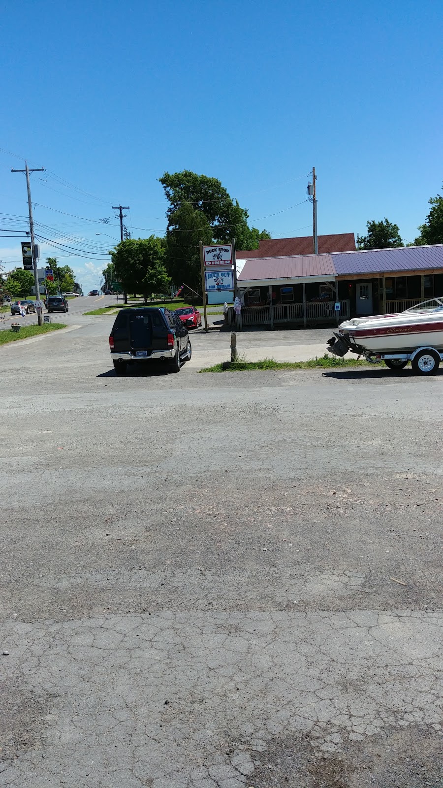 Duck Stop Diner | 12308 NY-12E, Chaumont, NY 13622, USA | Phone: (315) 649-2390