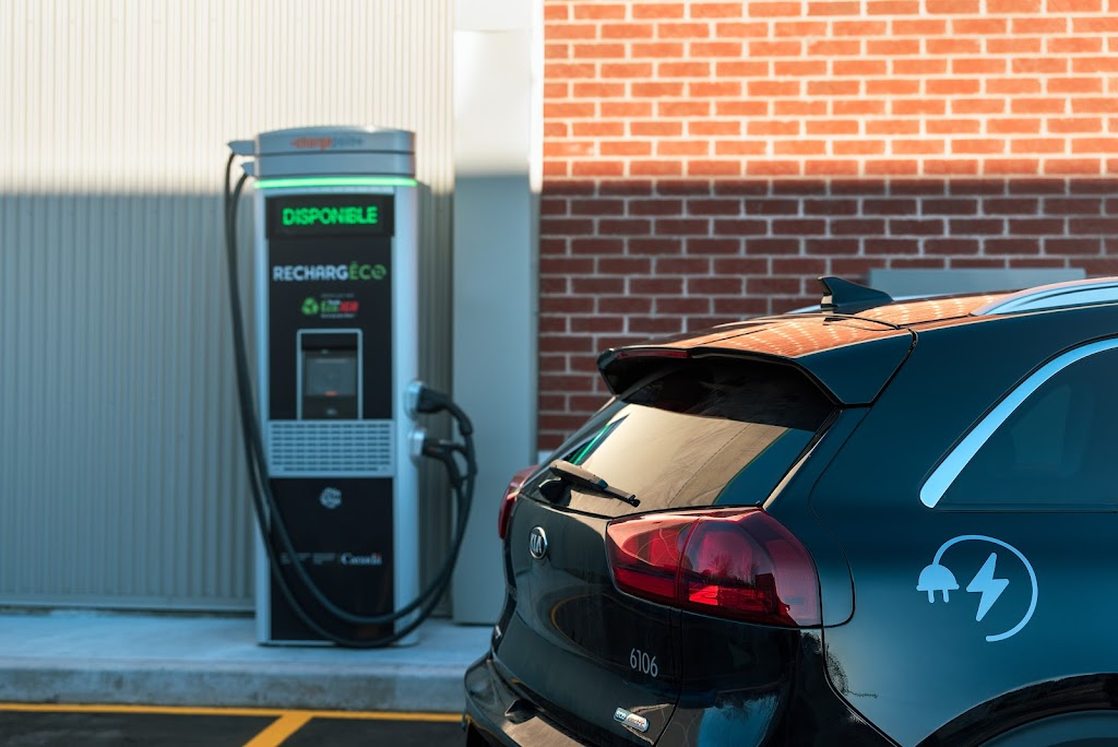 RechargÉco Charging Station | 3100 Rue Henri-L.-Chevrette, Saint-Félix-de-Valois, QC J0K 2M0, Canada | Phone: (888) 758-4389