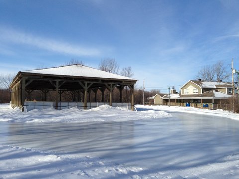 St. Timothée Islands Regional Park | 240 Rue Saint Laurent, Salaberry-de-Valleyfield, QC J6S 6B9, Canada | Phone: (450) 377-1117