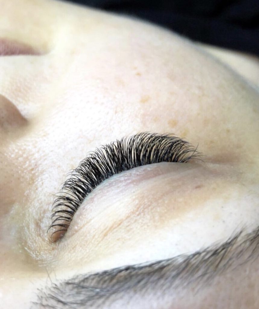 Magic Lashes Studio | 1034 Stadacona St E, Moose Jaw, SK S6H 0K9, Canada | Phone: (306) 681-5542