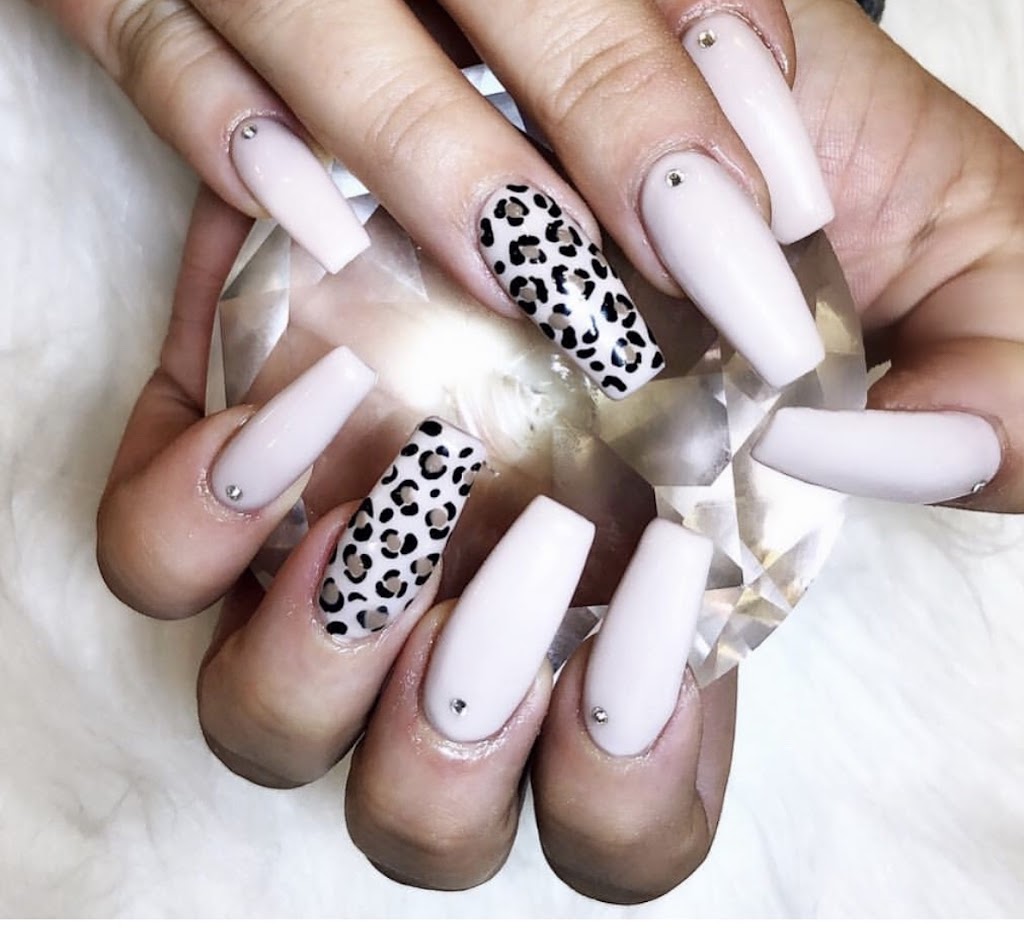 Belle Ny Nail Salon | 2810 Major MacKenzie Dr W #21, Maple, ON L6A 3L2, Canada | Phone: (905) 303-1800