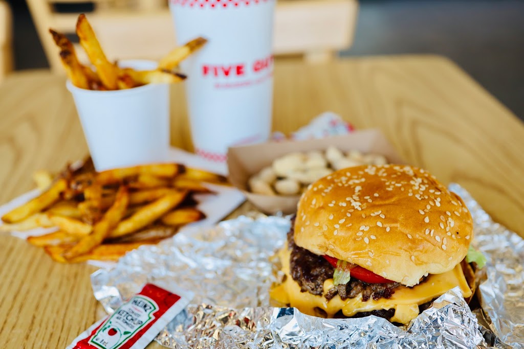 Five Guys | 800 Warden Ave Building C, Scarborough, ON M1L 4T7, Canada | Phone: (416) 755-5757