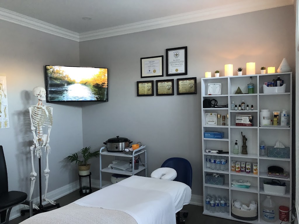 LR Massage Therapy Studio | 289 Ashton Dr, Maple, ON L6A 2S2, Canada | Phone: (647) 979-2616