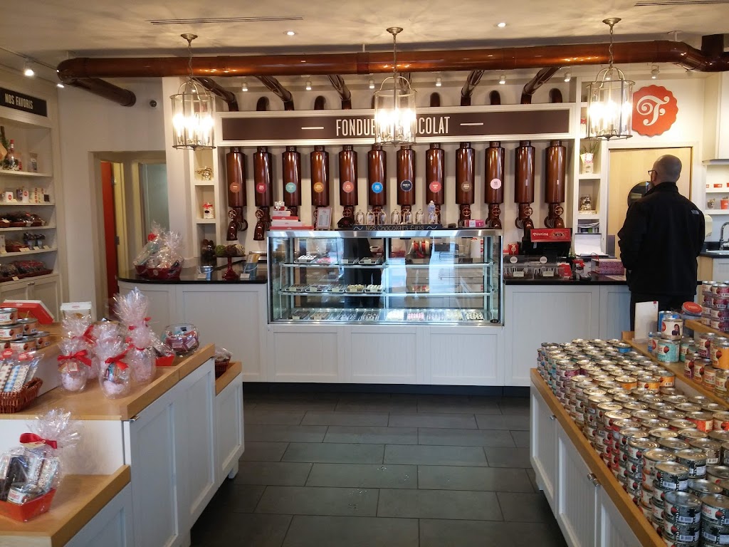 Chocolats Favoris | 3580 Bd des Forges, Trois-Rivières, QC G8Y 5H5, Canada | Phone: (819) 374-2444