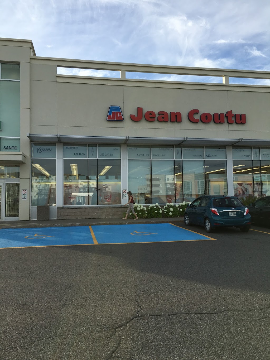 PJC Jean Coutu | 2283 Avenue Chauveau, Québec, QC G2C 0G7, Canada | Phone: (418) 843-3191