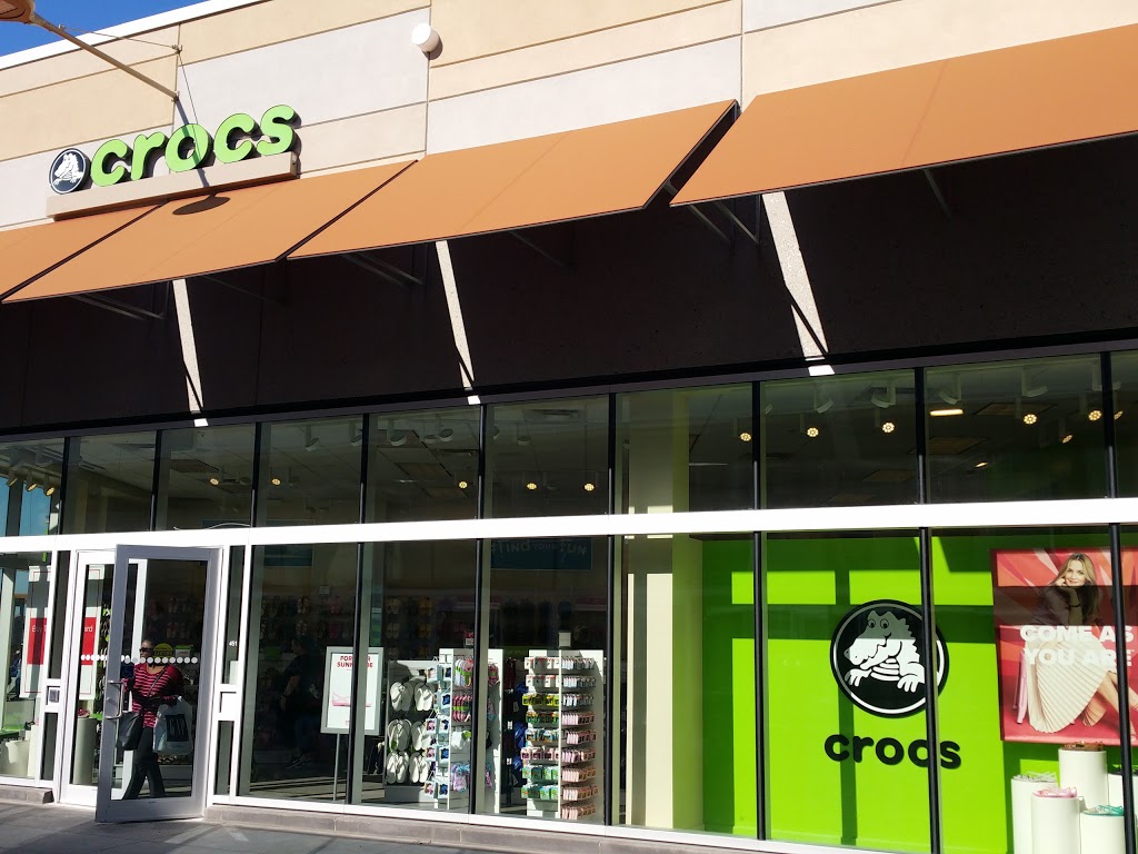 Crocs | 300 Taylor Rd, Niagara-on-the-Lake, ON L0S 1J0, Canada | Phone: (905) 988-1680