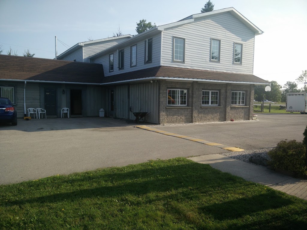 Wiarton WillyS Inn | 200 Berford St, Wiarton, ON N0H 2T0, Canada | Phone: (519) 534-3907