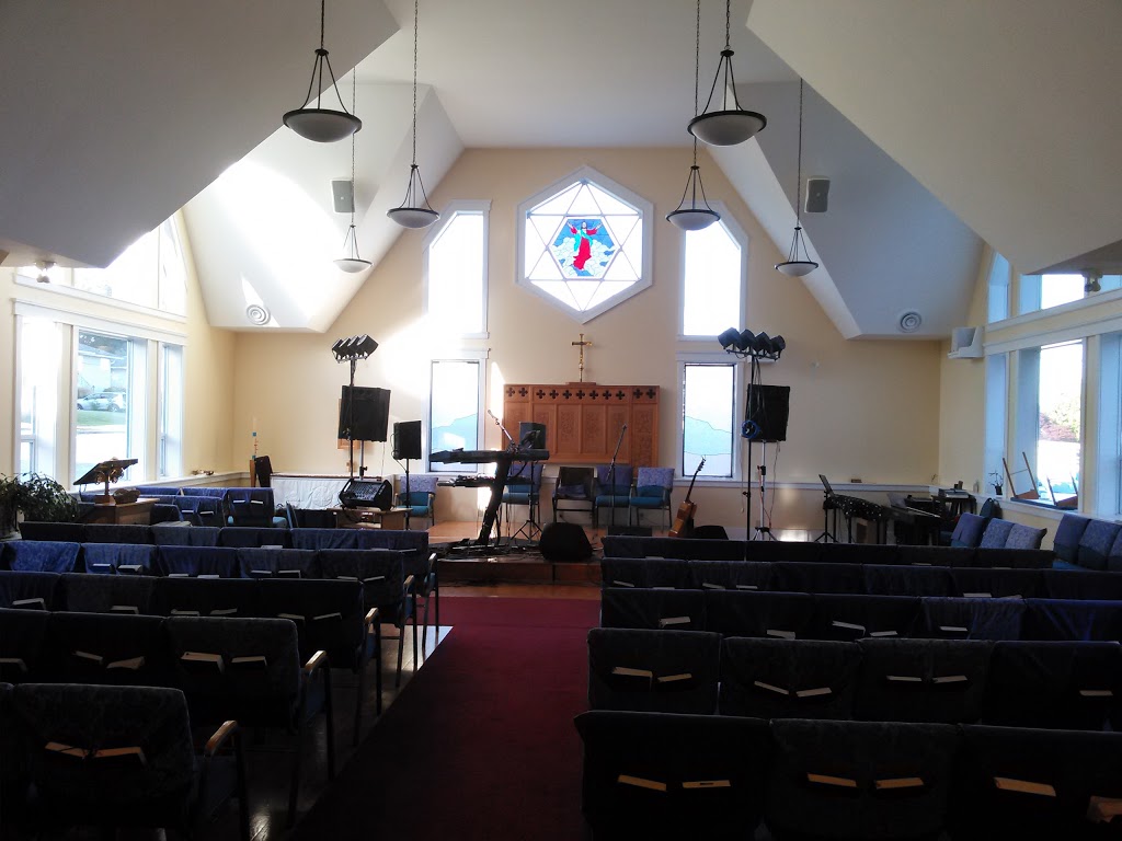 Holy Trinity Church | 1962 Murray Rd, Sooke, BC V9Z 1H5, Canada | Phone: (250) 642-3172