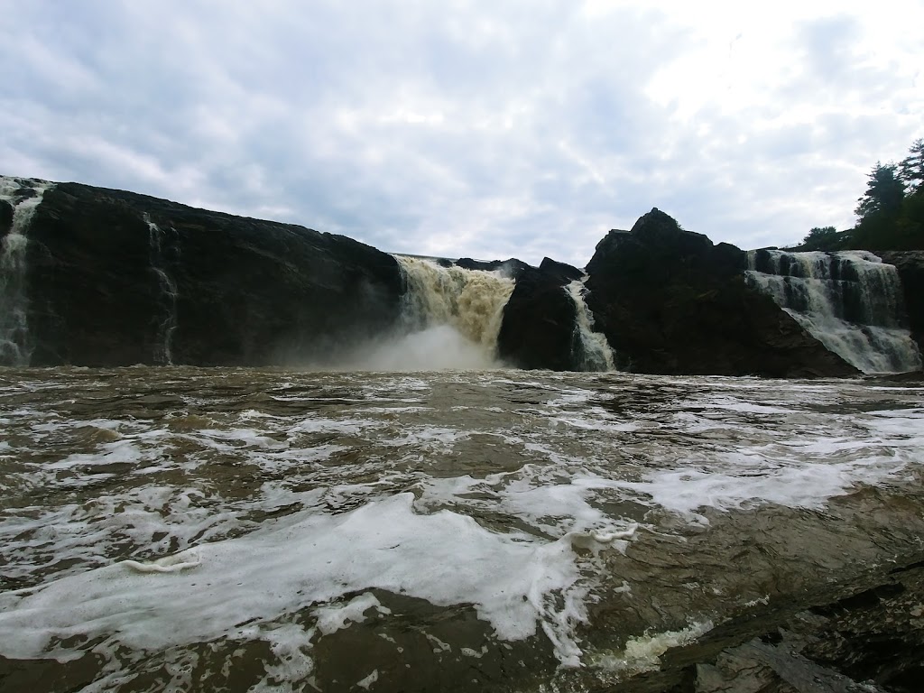 Chaudière River Falls，Levis | Chutes de la Chaudière, Lévis, QC G6X, Canada