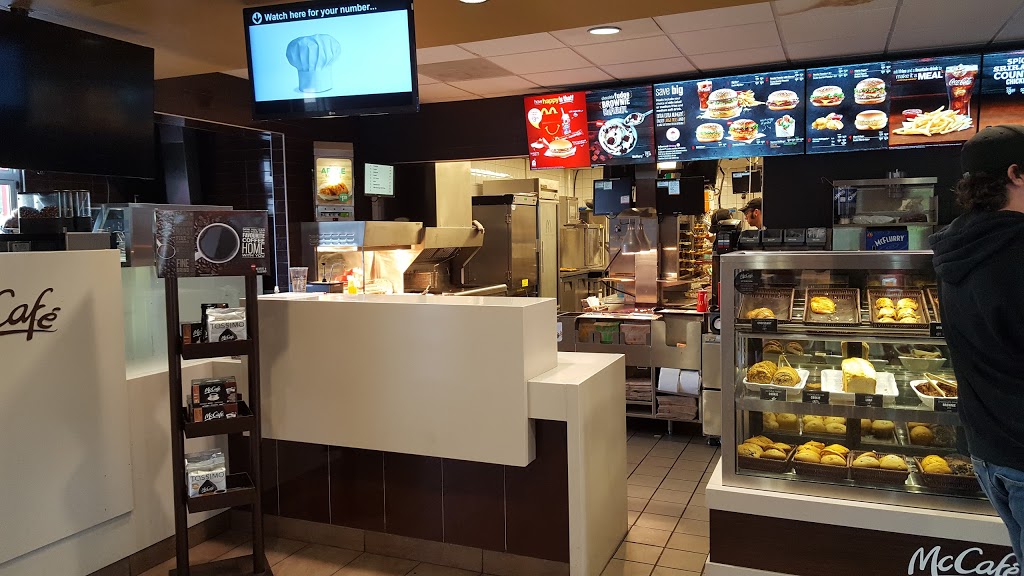 McDonalds | 1493 Bedford Hwy, Bedford, NS B4A 1E3, Canada | Phone: (902) 835-8851