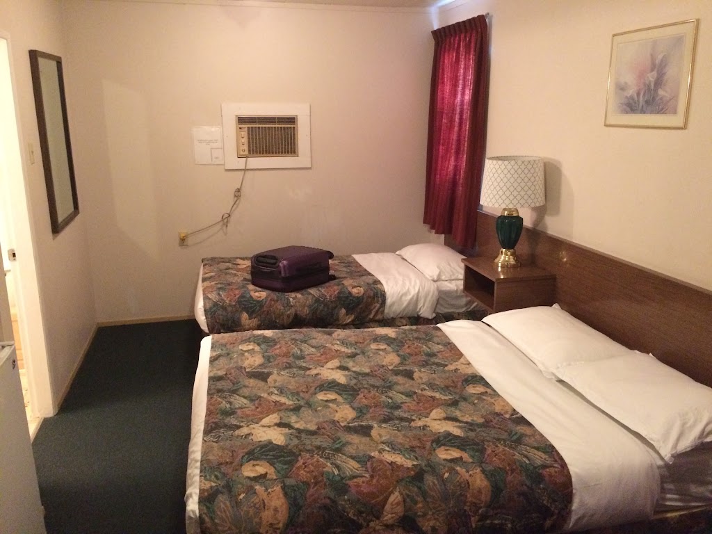 Totem Motel | 320 Fraser St, Lytton, BC V0K 1Z0, Canada | Phone: (250) 455-2321