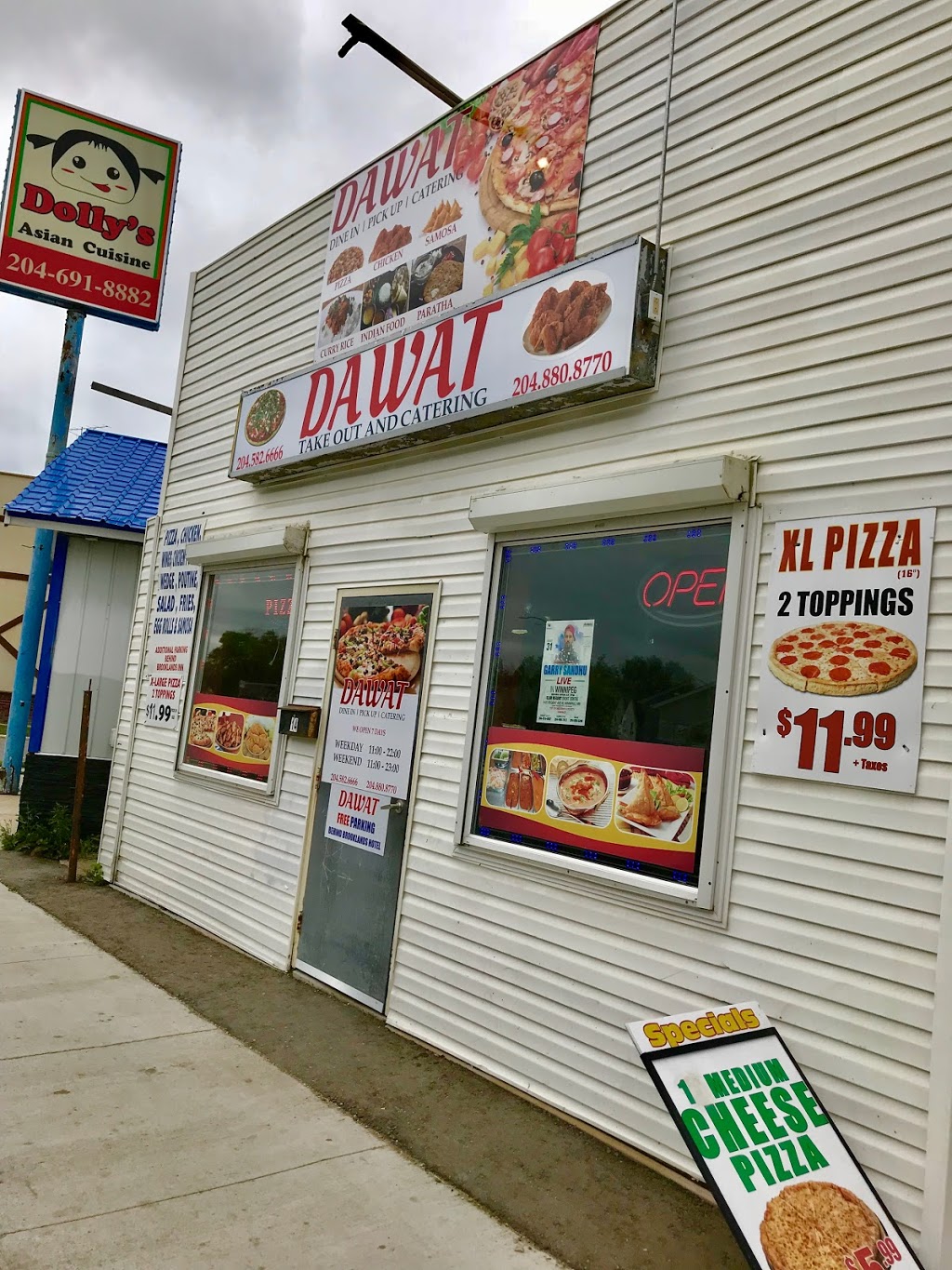 Dawat Tandoori Chicken Pizza and More | 14 Keewatin St, Winnipeg, MB R3E 2B9, Canada | Phone: (204) 582-6666