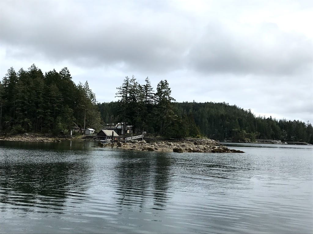 Upper Deck Cafe, Secret Cove Marina | 5411 Secret Cove Rd, Halfmoon Bay, BC V0N 1Y2, Canada | Phone: (604) 885-3533