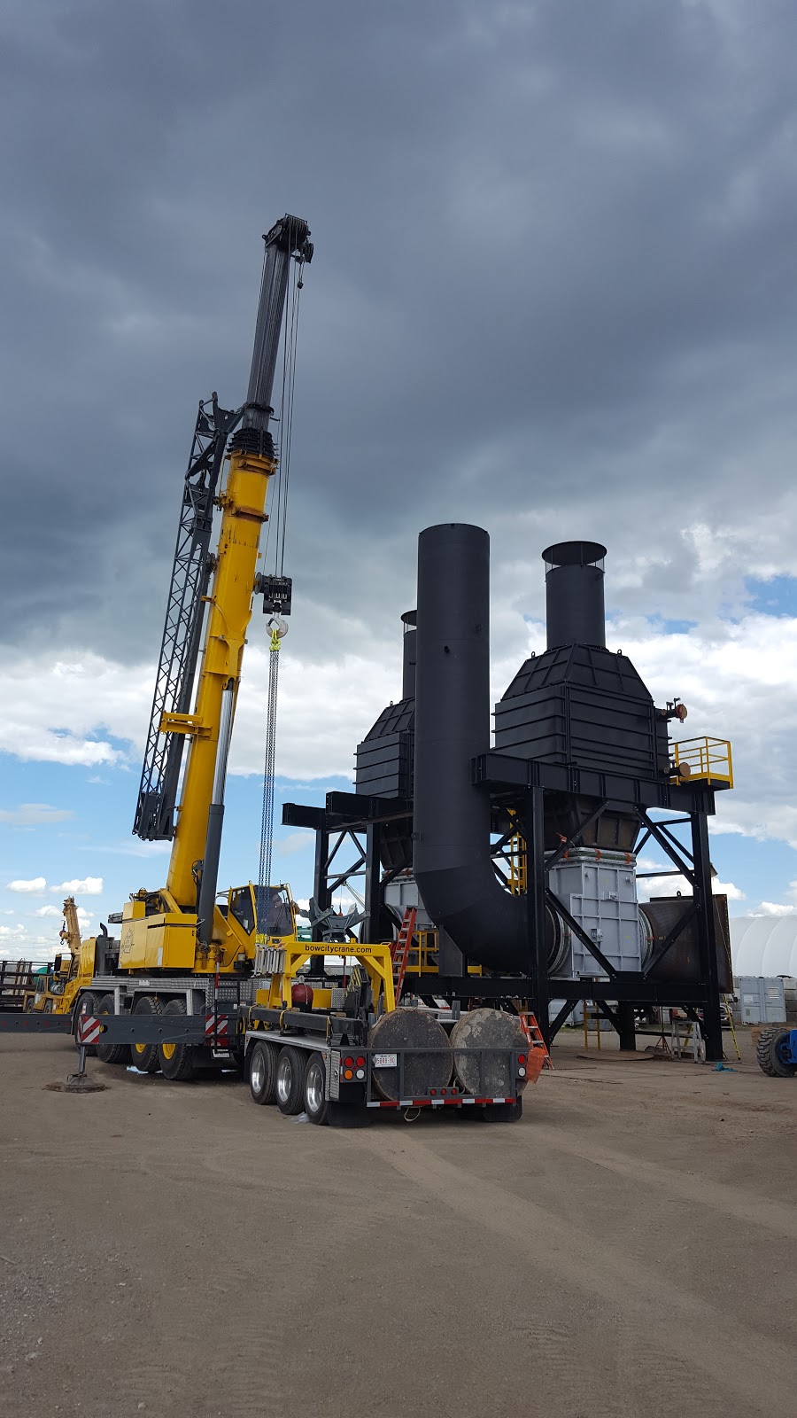 Bow City Crane Service Ltd | 8616 44 St SE, Calgary, AB T2C 2P6, Canada | Phone: (403) 720-2015