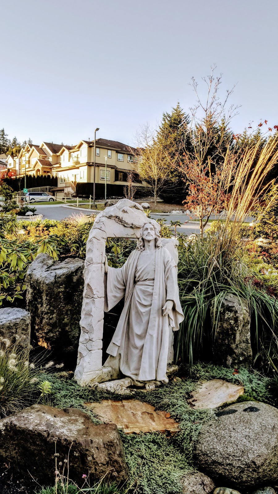 St Clare of Assisi Catholic Church | 2888 Delahaye Dr, Coquitlam, BC V3B 4T5, Canada | Phone: (604) 941-4800