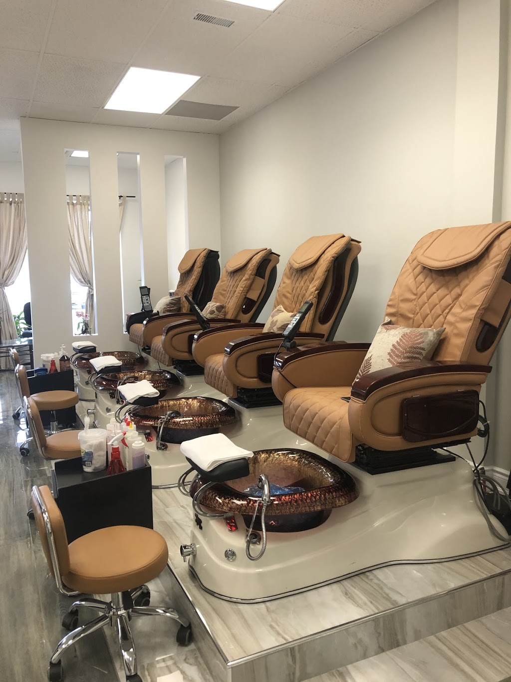 DNK NAIL | 9300 Keele St unit 9, Maple, ON L6A 1P4, Canada | Phone: (905) 553-6868