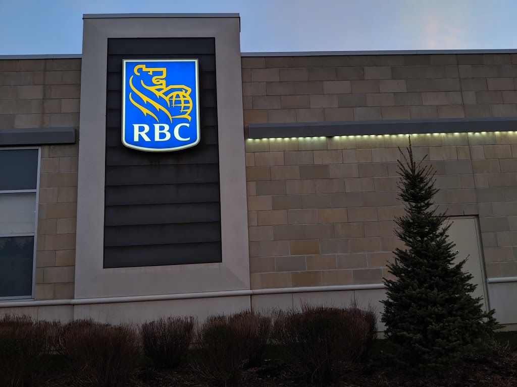 RBC Royal Bank | 11000 Yonge St, Richmond Hill, ON L4C 3E4, Canada | Phone: (905) 884-1138