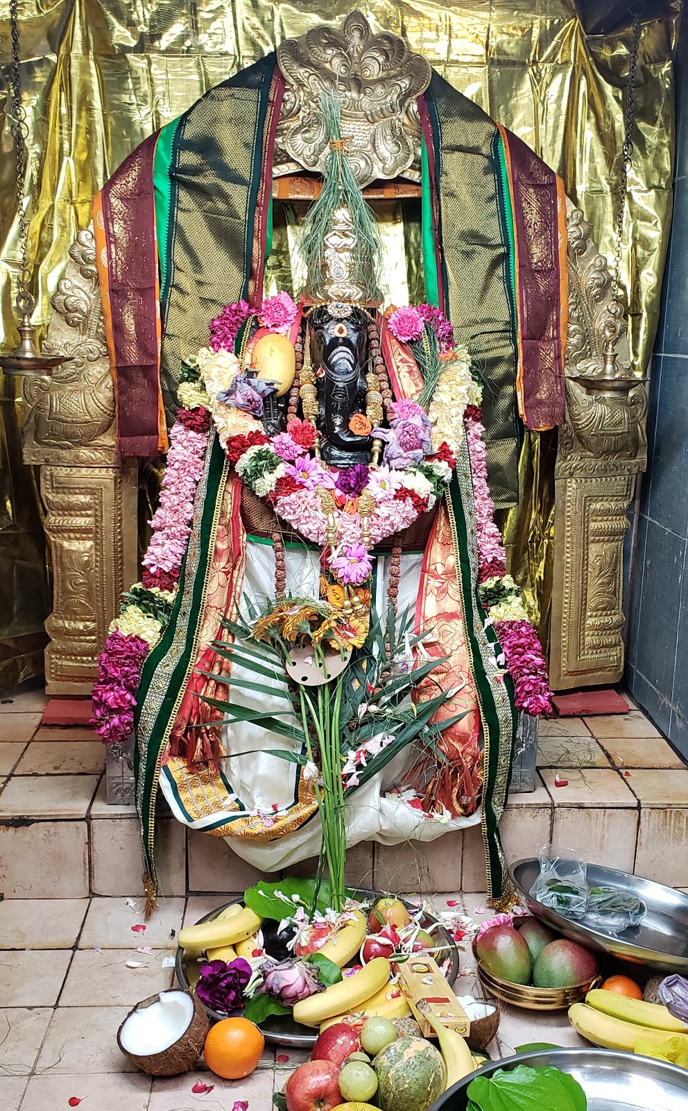 Toronto Sri Maha Ganapathy Temple | 468 Gerrard St E, Toronto, ON M5A 2H3, Canada | Phone: (647) 699-0565