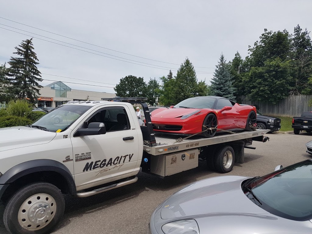 Megacity Towing 美加城拖车 | 361 John St Unit 3, Thornhill, ON L3T 5W5, Canada | Phone: (416) 688-6868