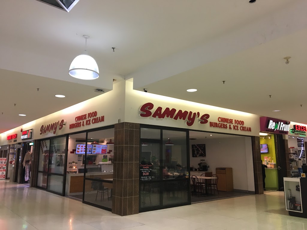 Sammys Chinese & Burgers | 1151 Dundas St W, Mississauga, ON L5C 1C6, Canada | Phone: (905) 277-8772