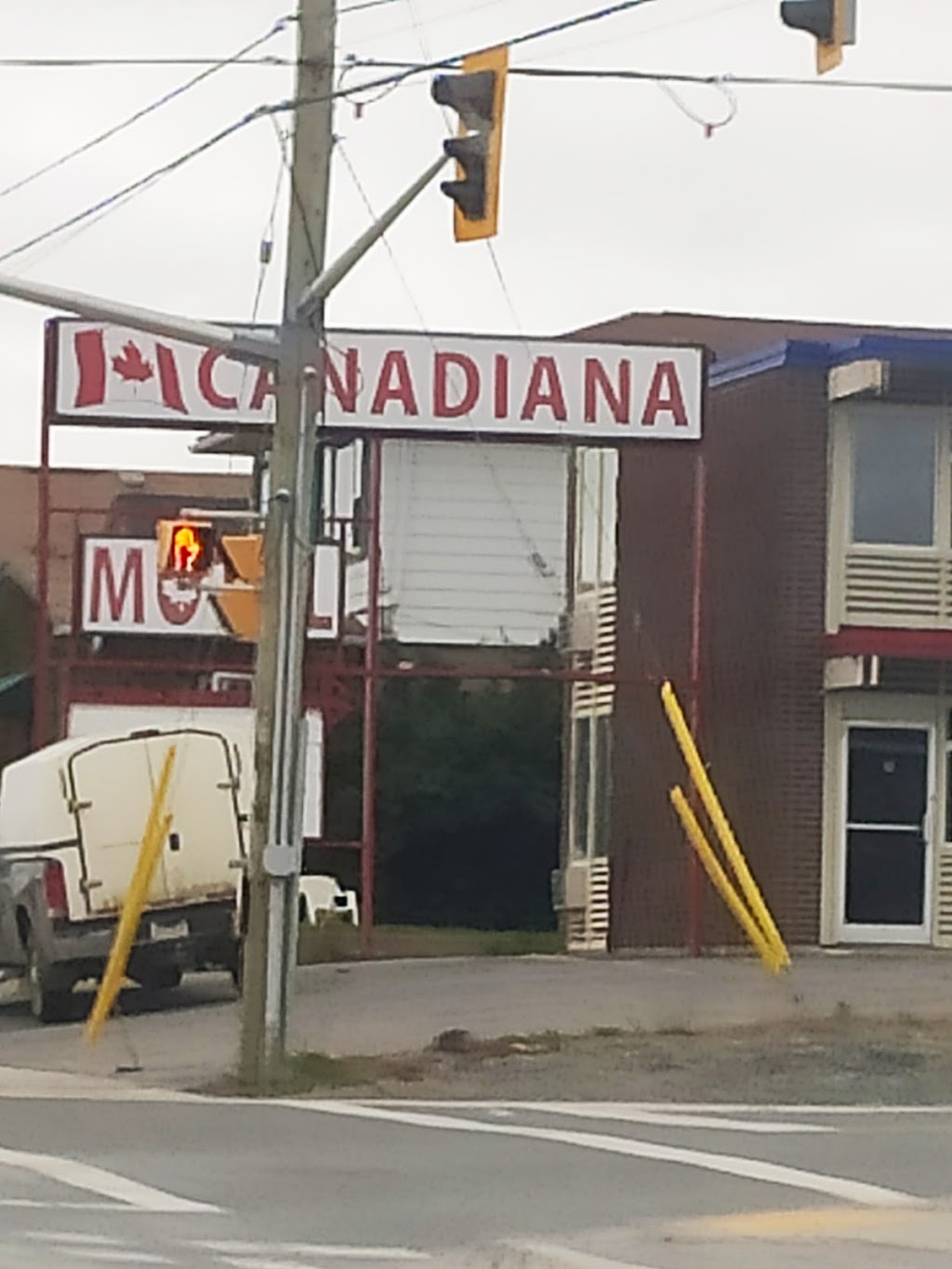 Canadiana Motel | 965 Lorne St, Sudbury, ON P3C 4S1, Canada | Phone: (705) 674-7585