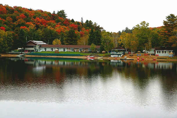Algonquin Lakeside Resort | 4382 Highway #60, Dwight, ON P0A 1H0, Canada | Phone: (705) 704-9778