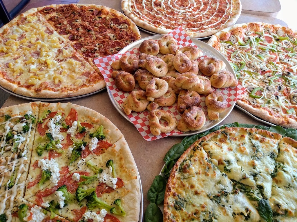 Papillon Pizzeria | 16610 Bayview Ave Unit 1&2, Newmarket, ON L3X 2H9, Canada | Phone: (905) 235-0900