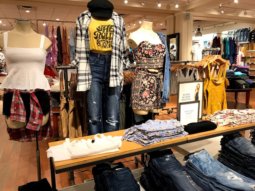 American Eagle Outfitters | 2271 Harvey Ave Suite 1065, Kelowna, BC V1Y 6H2, Canada | Phone: (250) 717-3555